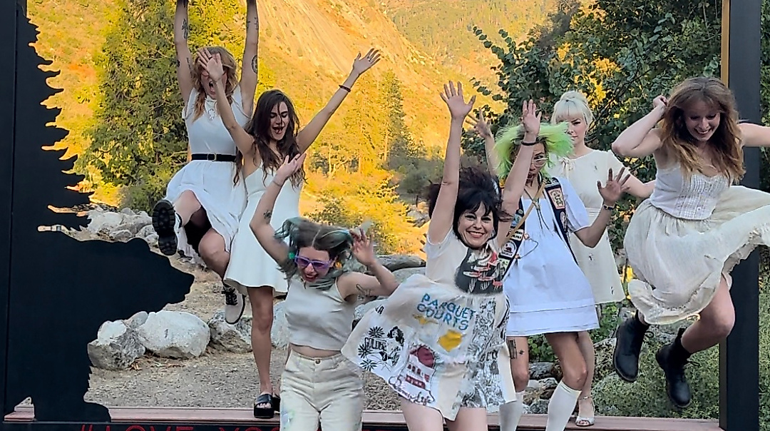 Death Valley Girls