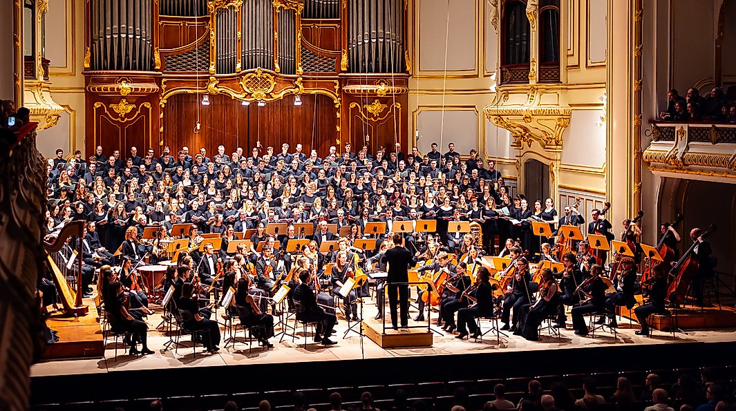 Orchester und Chor der Universität Hamburg