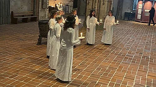 Lucia-Singen mit der hlg. Lucia und Gefolge aus Visby (anschl. Kirchenführung)