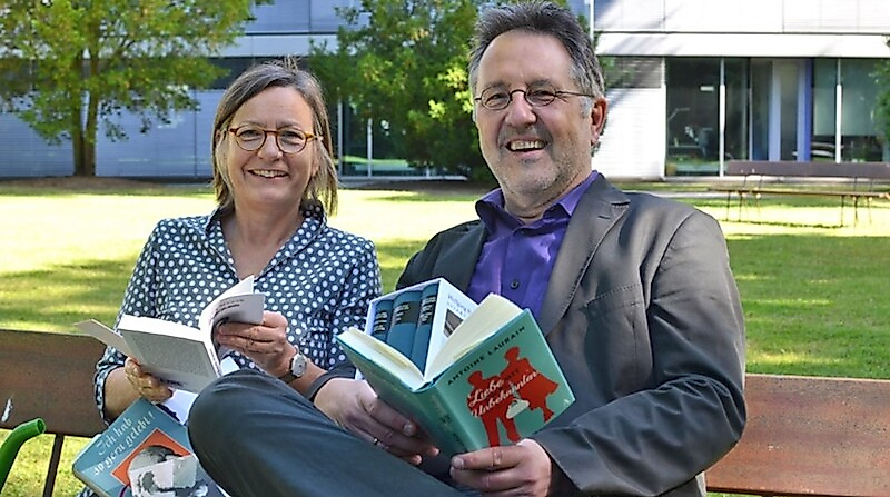 GEMISCHTES DOPPEL – Herbstlese mit Annemarie Stoltenberg und Rainer Moritz