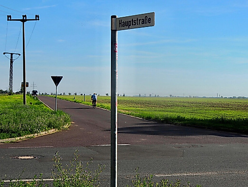"Hauptstraße Deutschland. Fotografien von André Lützen"