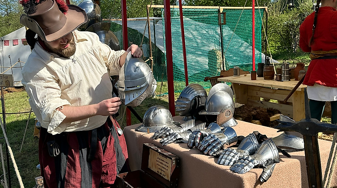 Walpurgisfeier und Burgfest auf Burg Bodenteich