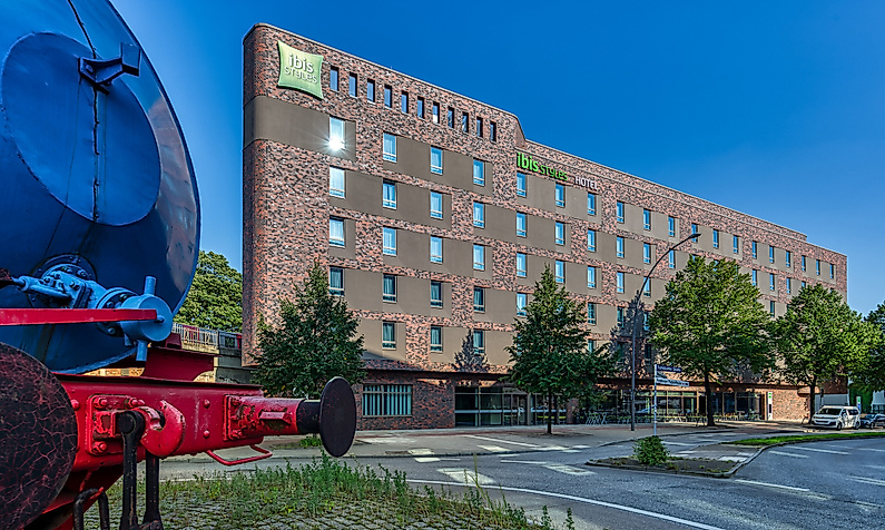 Hotel Ibis Styles Hamburg Barmbek: Assenansicht