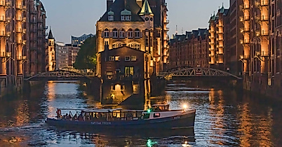 wasserschloss-barkasse