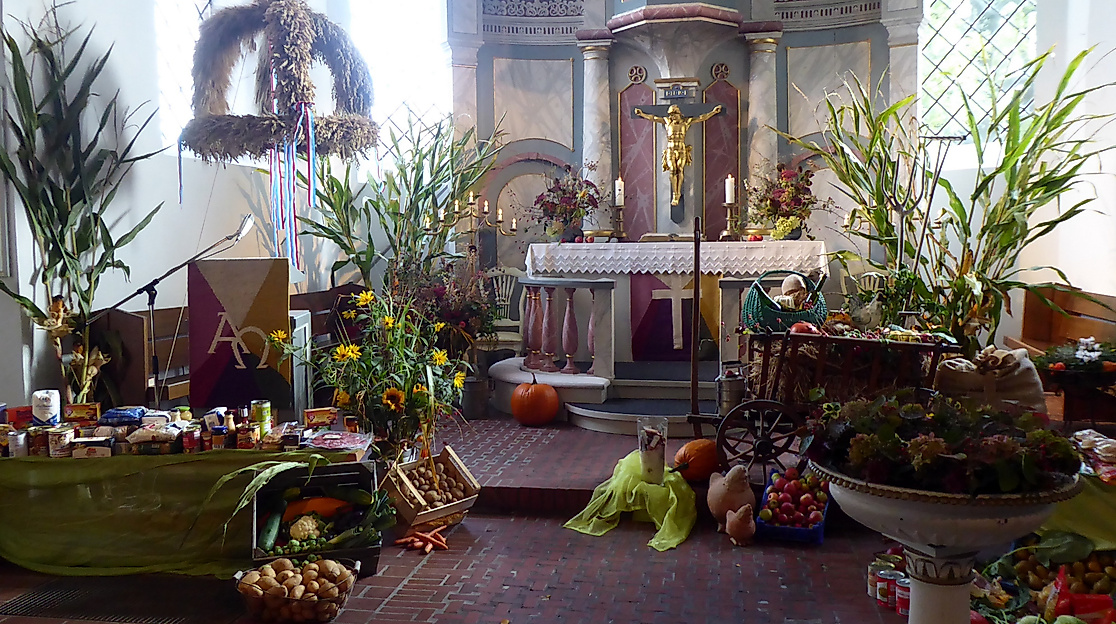 Erntedankgottesdienst mit Chor Jubilate