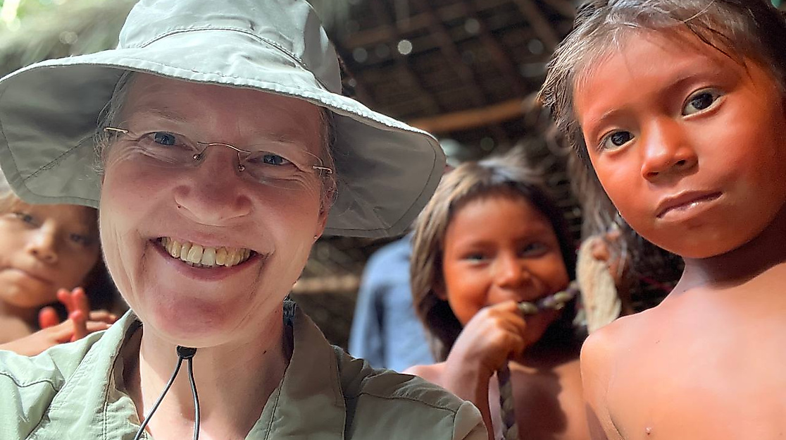 Fotopräsentation "1000 Bilder von einer Reise zu den Yanomami" - Ebba Käse