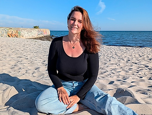 Yoga am Strand mit Anne