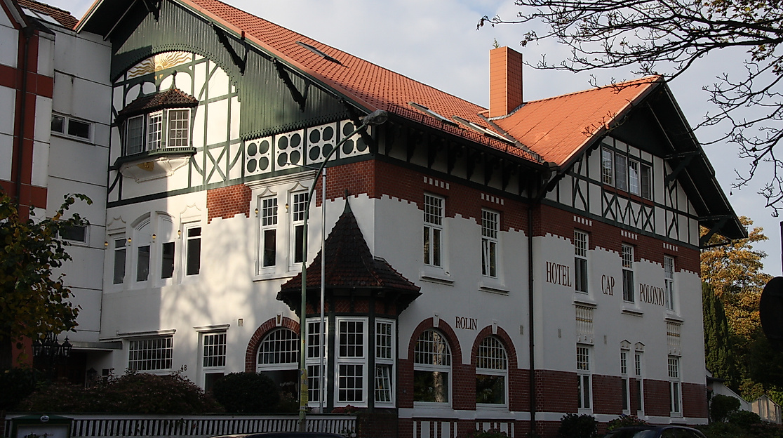 IMG Haupthaus Cap POlonio