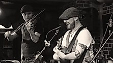 Peaky Plunckers