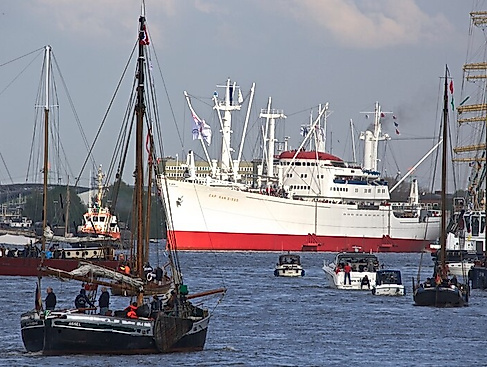 Genussfahrt zum 837. Hafengeburtstag Hamburg