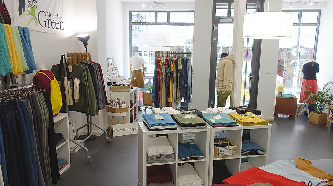 innenansicht-des-geschaefts_c-mr-mrs-green