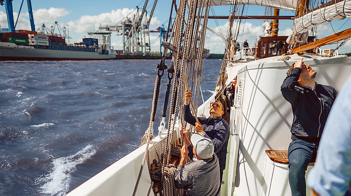 Brunch unter Segeln zum Hamburger Hafengeburtstag
