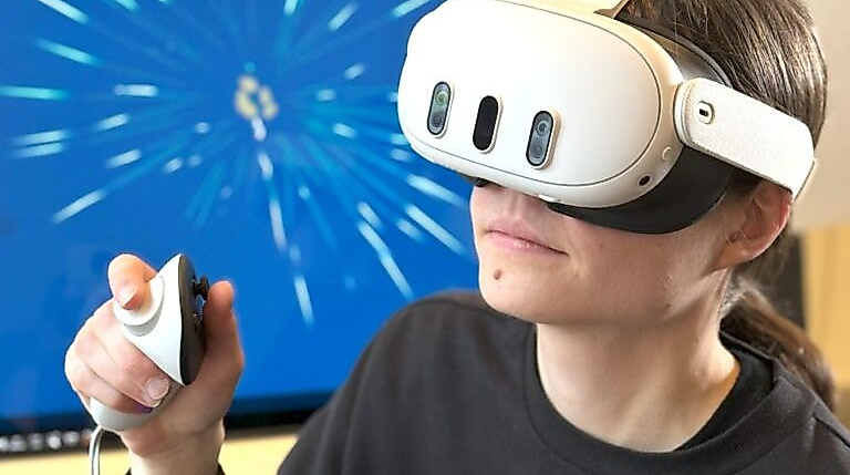 25-06-27 VR_Brille_Meta_Quest3_inAktion_43-768x576 mobil.digital