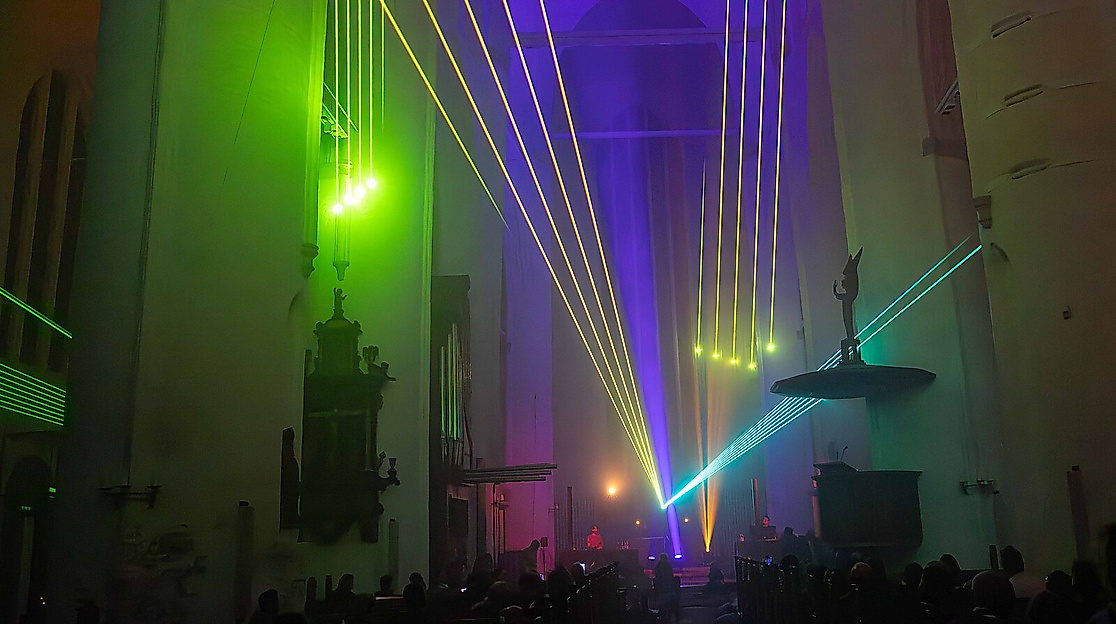 Beats und Laser - Abstrait in St. Katharinen
