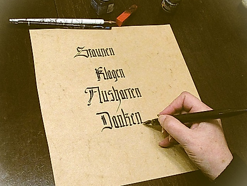 Ausstellungseröffnung "Liebeserklärung an ein Kloster" - Alte Schriftkunst, Neue Klänge