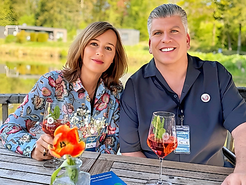 Birte Friedländer und Franck Winnig sind die Gastgeber der neuen Single-Events