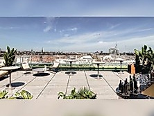 Rooftop Daydrinking für Singles @ GAGA