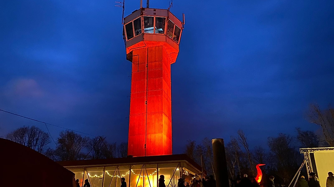 Olympisches Feuer - angestrahlter Olymp - von Andreas Zemke