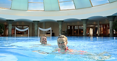 web-4_wellness_pool_dlm_2021-c-loerke-kommunikation-gmbh