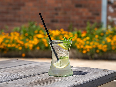 Hof-Markt mit Verkostung