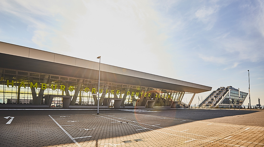 Cruise Center Altona