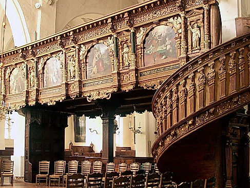 Gottesdienst mit Pastorin Bärbel Reichelt anschließend Kirchcafé