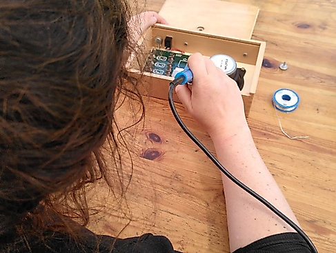 Repair Café Langen_vhs