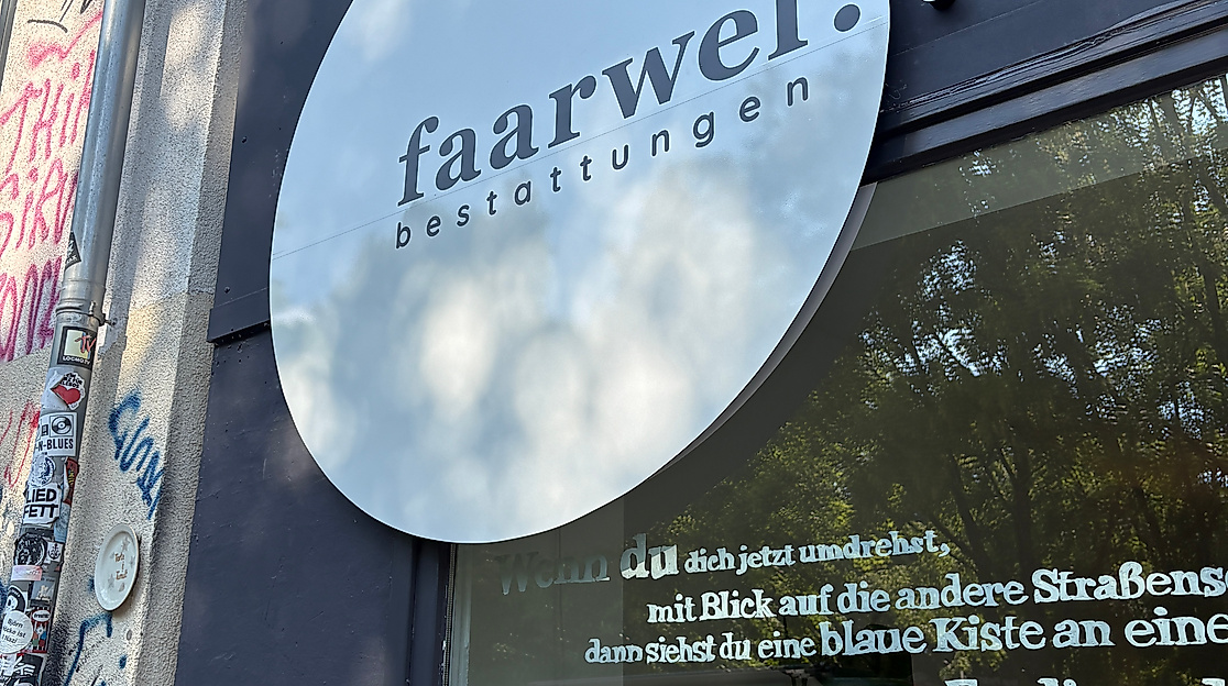 faarwel Bestattungsladen