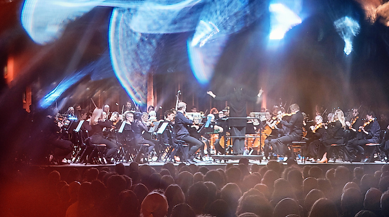 ensemble reflektor – DER DÄMON – Musik & Tanz - Junge Stimmen, große Fragen: Musik und Tanz im Spannungsfeld von Vergangenheit und Gegenwart.