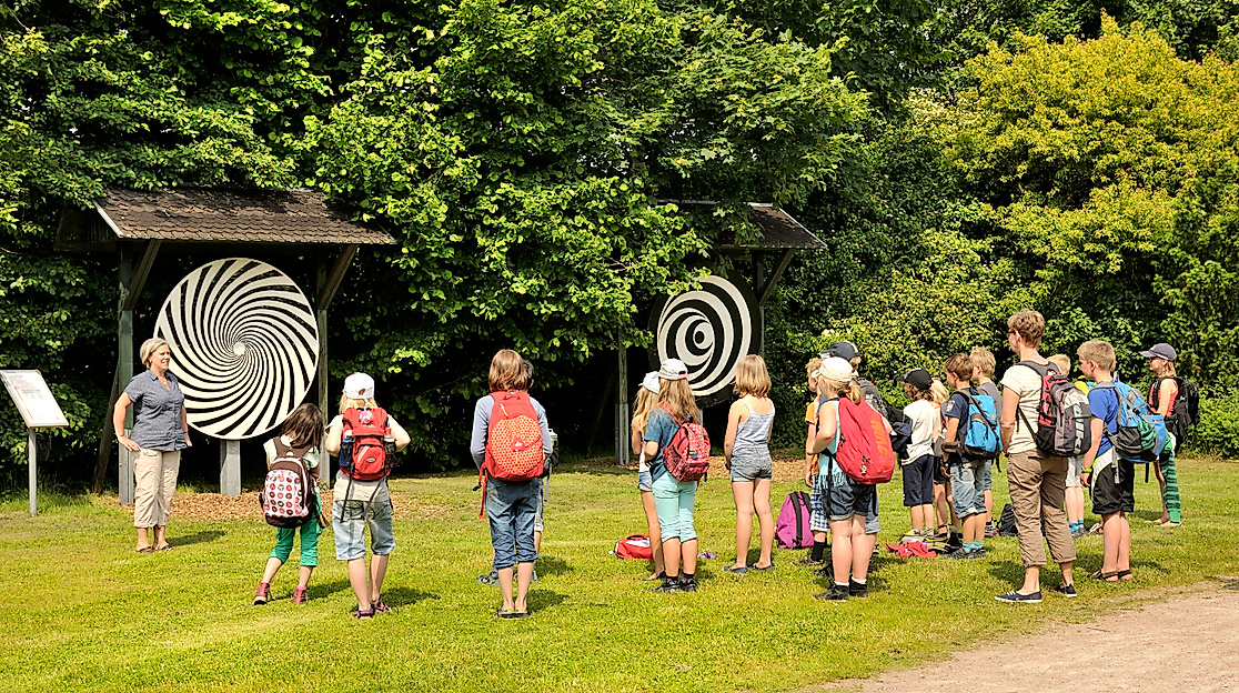 Geführte Entdeckertour durch die Welt der Sinne für Jung und Alt