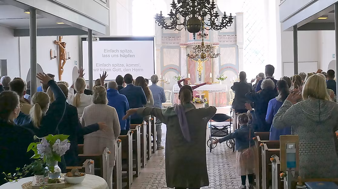 Moderner Gottesdienst "Der Vielfältige"