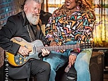 Annika Chambers & Paul DesLauriers