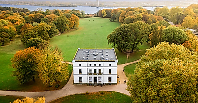 Jenisch Haus im Herbst