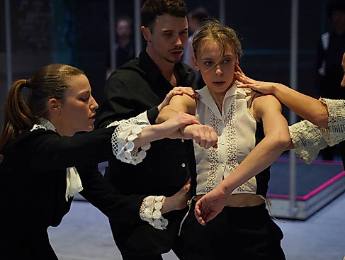 Tanztheaterstück "jeux"