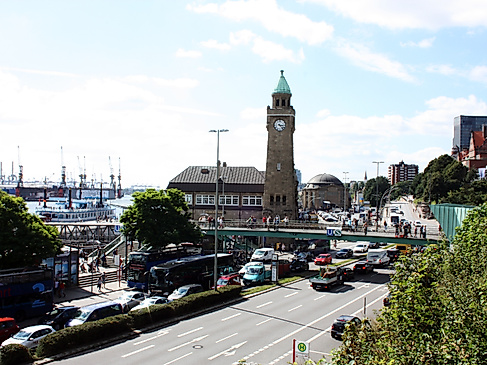 St. Pauli Landungsbrücken