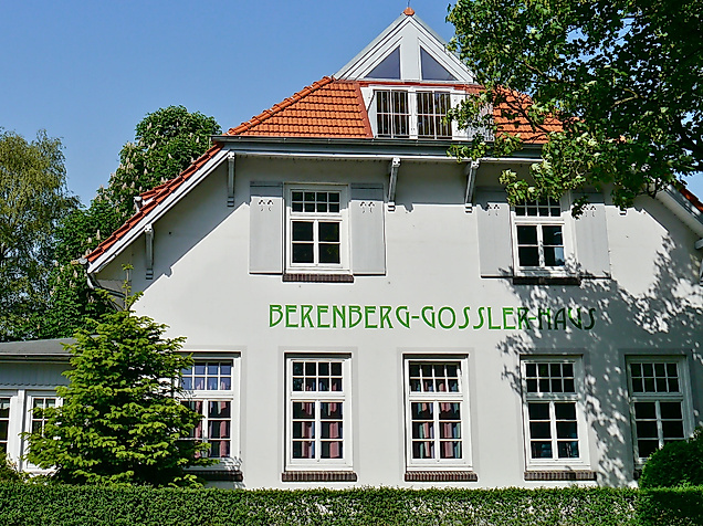 Frontansicht Bürgerhaus Niendorf