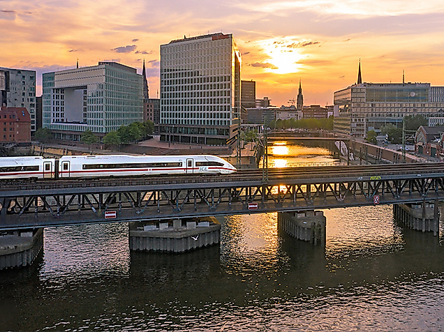 Reisepaket: Hamburg Reisen und Bahn