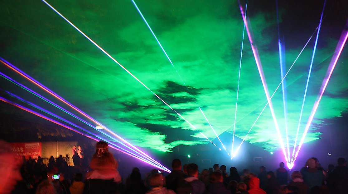 Foto Klangfeuer  Lasershow Seeparkfest 2024 (1)