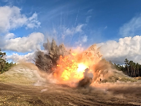Explosion