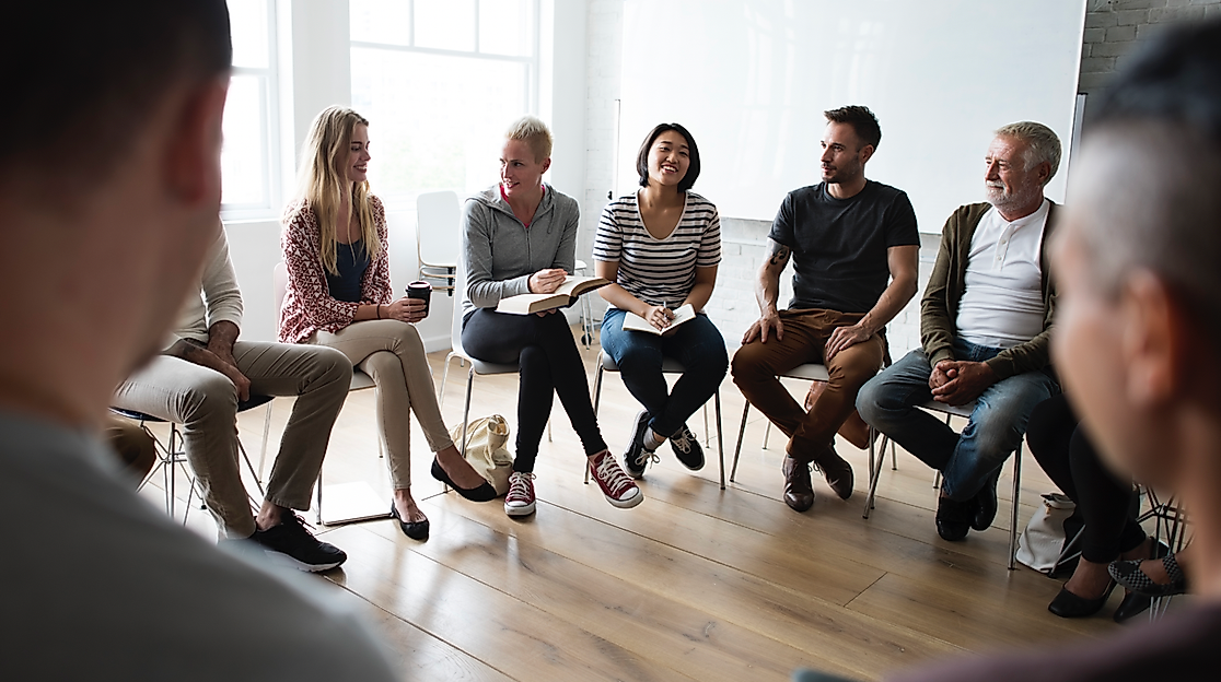 gross-networking-seminar-meet-ups-concept