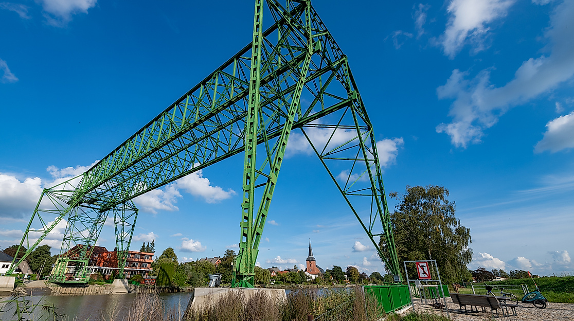Nahaufnahme_Schwebefähre_blauer_Himmel_B.Otten_CC-BY