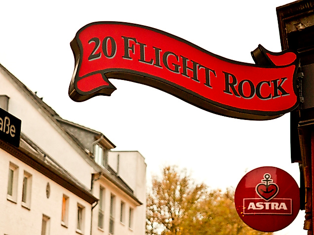 20flightrock_front2_c-2018_tschreiber