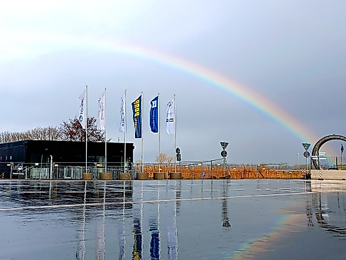 Regenbogen über dem Infozentrum SuedLink