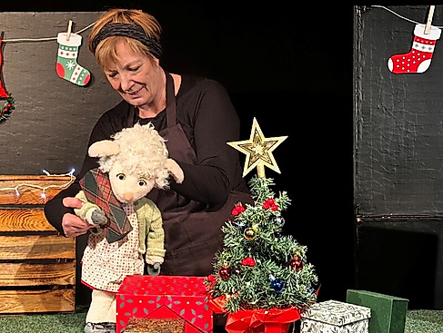 Figurentheater in der CD-Kaserne: Der Weihnachtsdieb - Gespielt vom Theater Albersmann