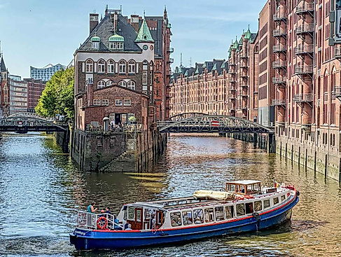 Barkasse, Speicherstadt, Wasserschloss, Rosinenfischer, 1300x975