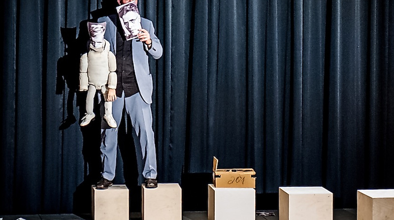 Puppen sterben besser - lecture performance zu dem Jenseitigen des Figurentheaters