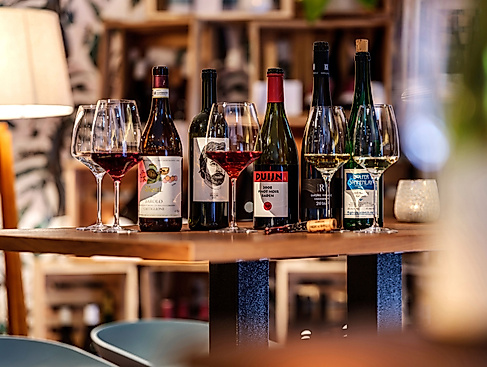 minibar – Café & Vinothek