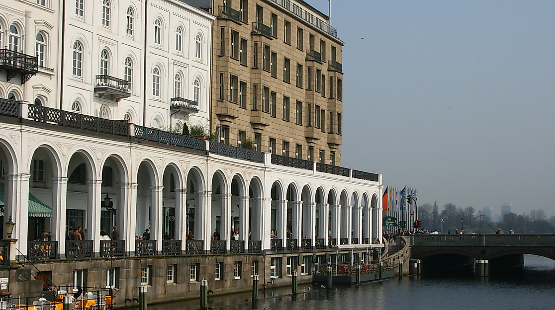 Die Alsterarkaden