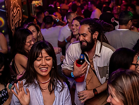 Pubcrawl Crowd
