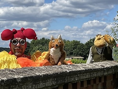 Songs for LITTLE Aliens - Theater für kleine und große Aliens ab 4 Jahren.